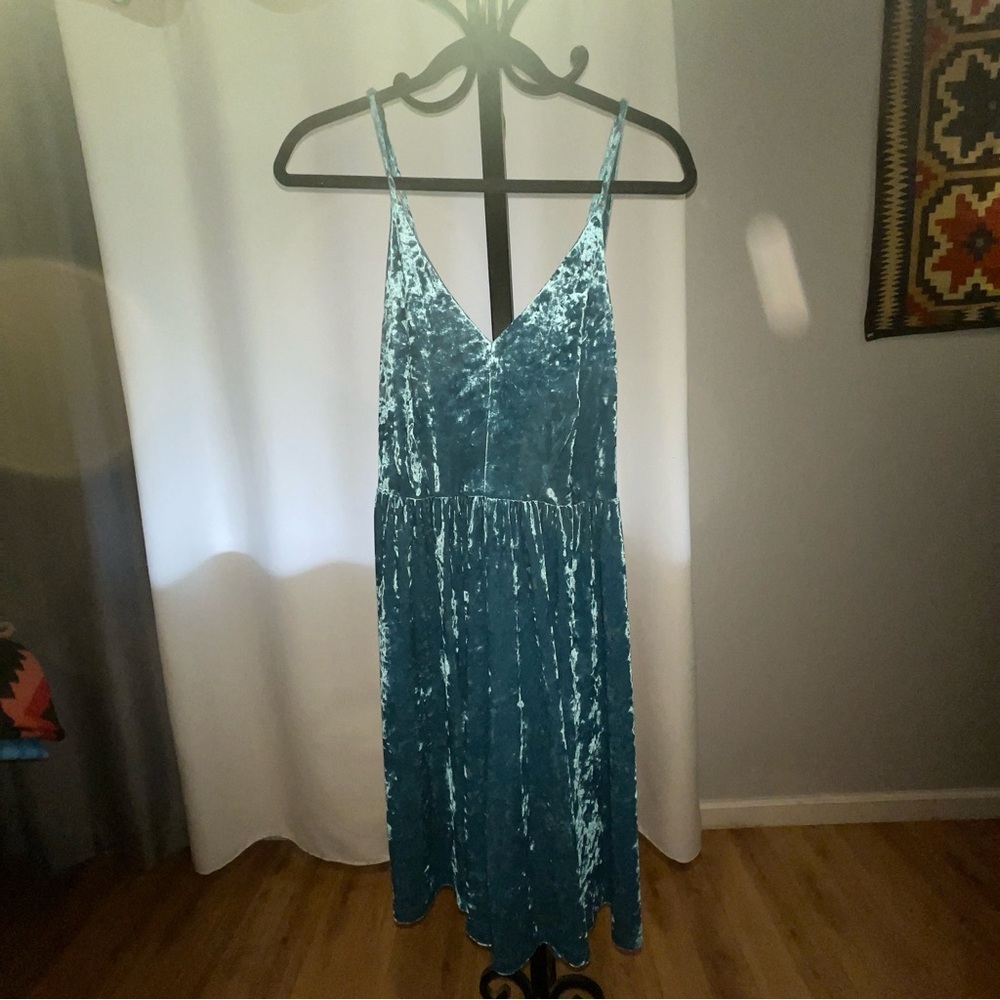 Wild Fable Blue Velvet Midi Dress